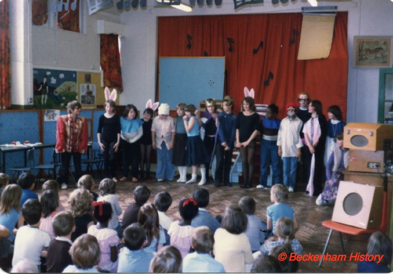 01a, Churchfields School 1979.jpg